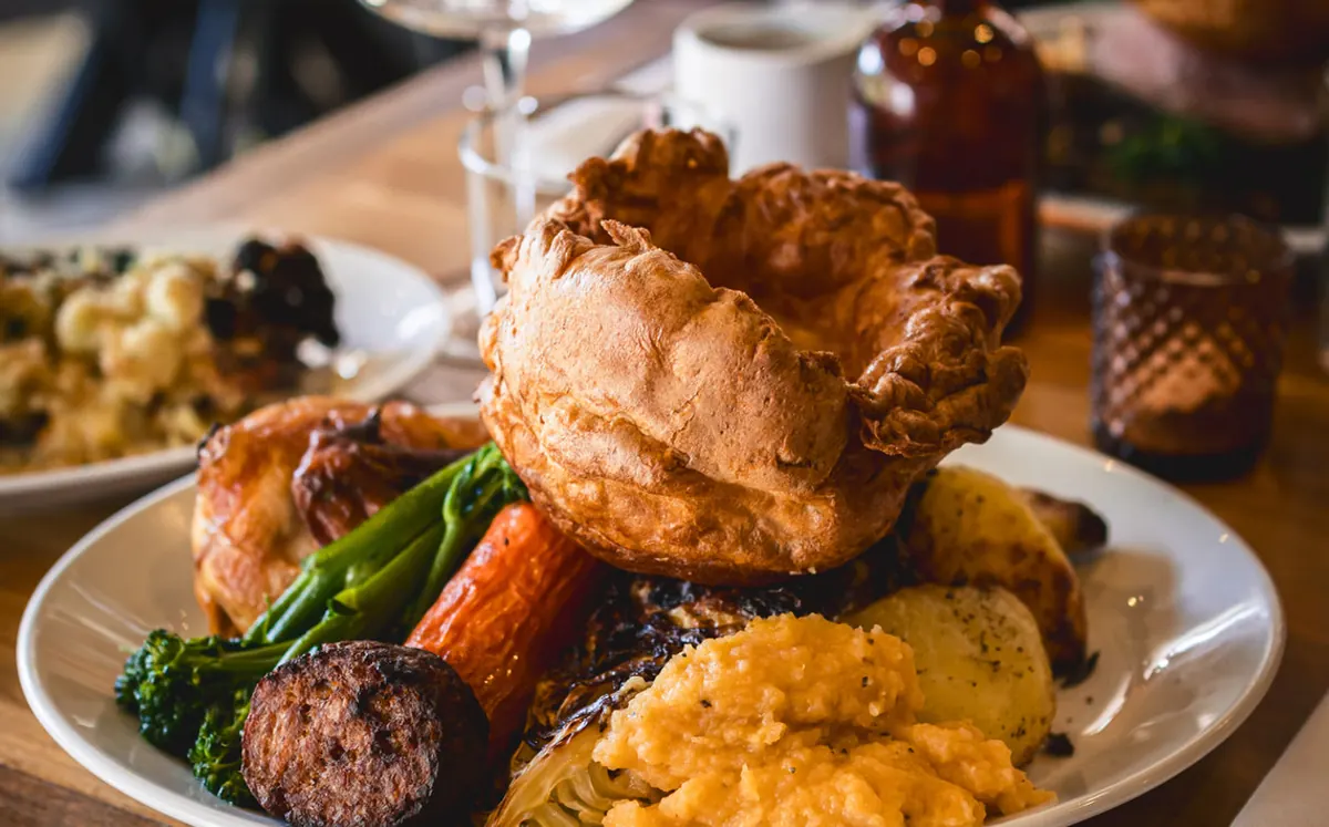 Sunday roast with yorkshire pudding and cauliflower cheese